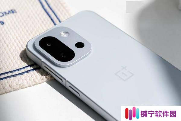 小屏旗舰新选择！一加13T、小米15等性能强劲，价格亲民